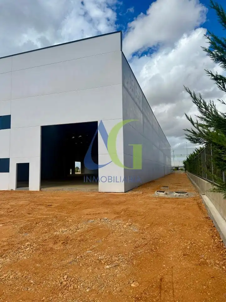 Nave industrial in affitto a Villadangos del Páramo, imagen 2