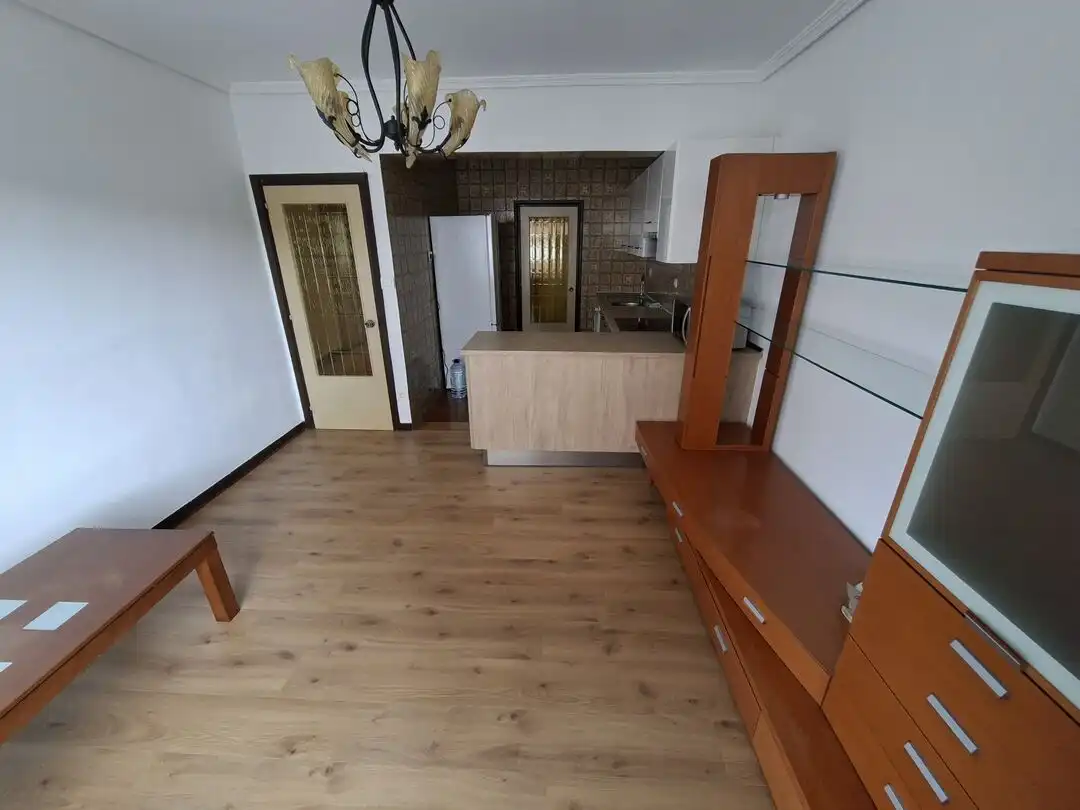 Sala de estar de Piso en venta en Abadiño  con Calefacción y Balcón