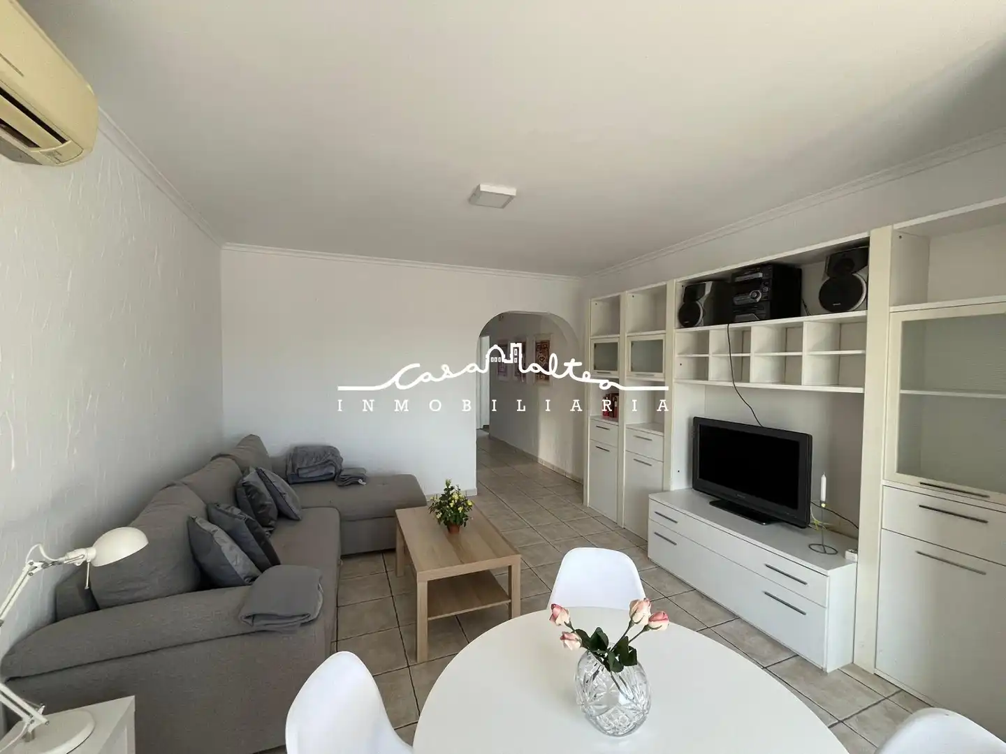 Sala de estar de Casa o chalet en venta en La Nucia con Aire acondicionado, Jardín privado y Terraza