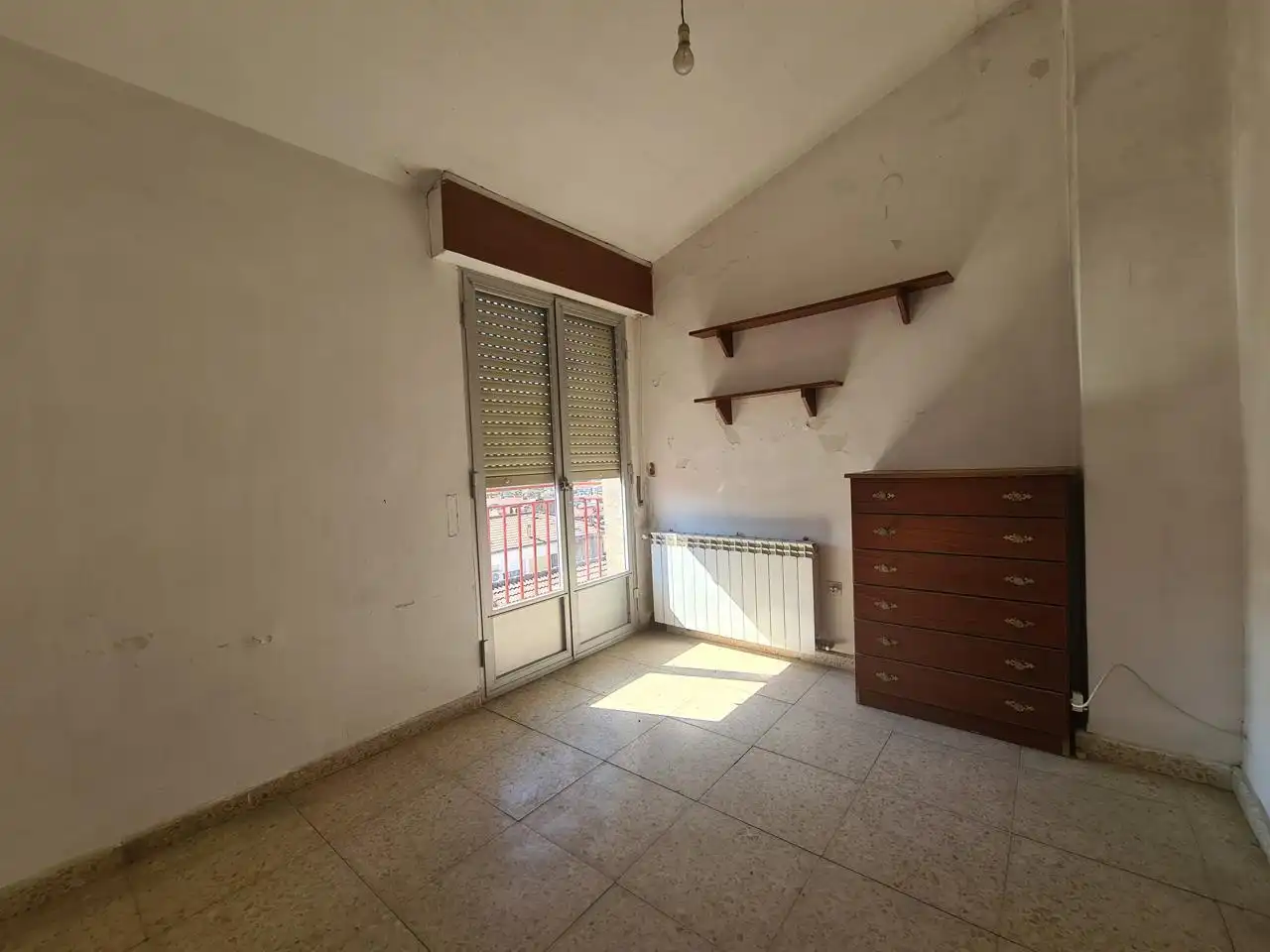 Habitación de Casa adosada en venta en La Adrada  con Balcón