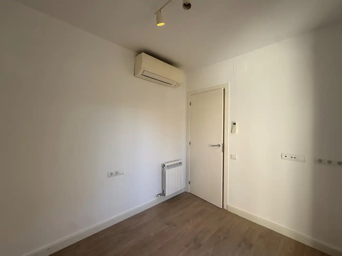 Planta baixa de lloguer a Montmar