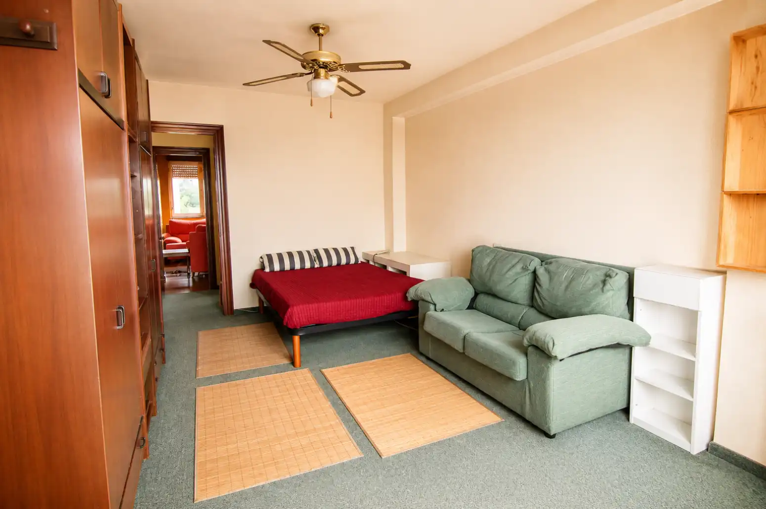 Habitación de Piso en venta en Oviedo  con Calefacción y Parquet