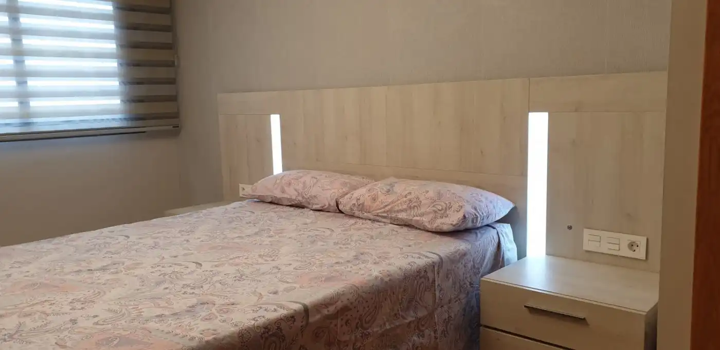 Bedroom of Flat for rent in Alicante / Alacant  with Air Conditioner, Terrace and Furnished