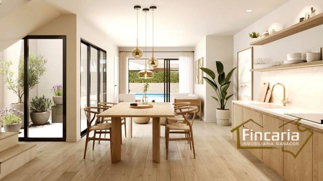 Casa adosada en Venta en Carrer Sol Naixent en Cala Millor