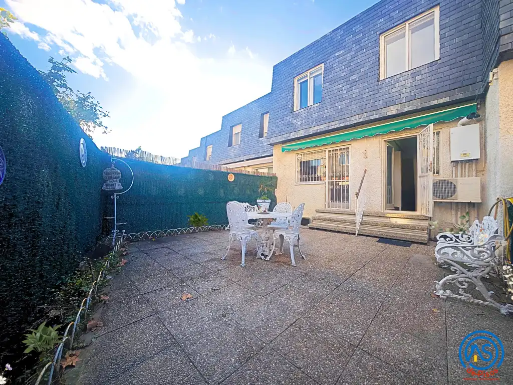 Casa o chalet en venta en Calle de Somport, 24, Salvador Allende