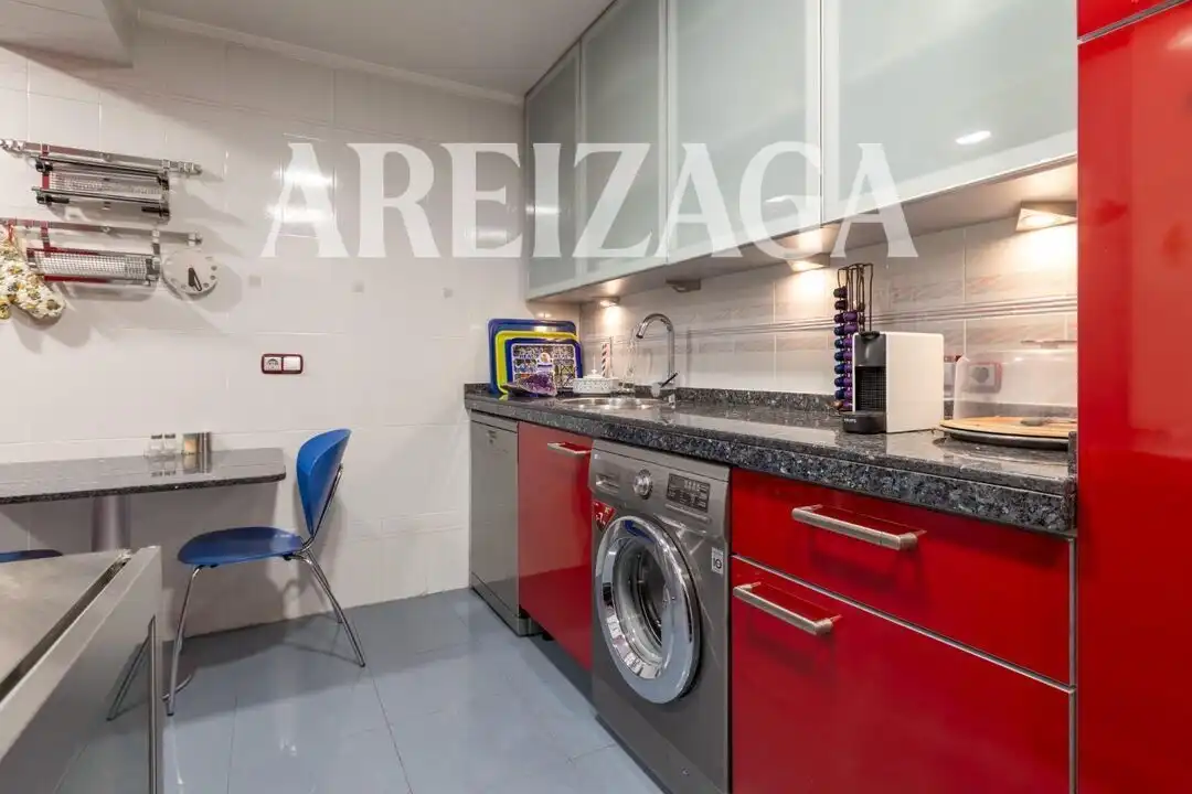 Piso con terraza en venta en Calle Zubieta, imagen 23