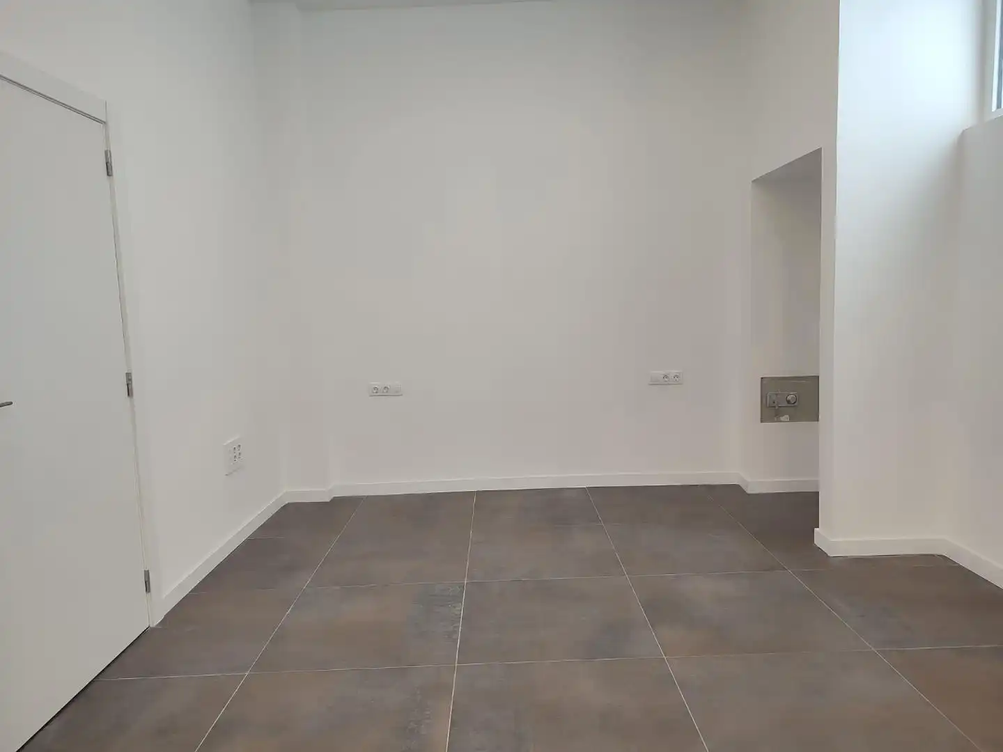 Geschaftsraum zur Miete in Valencia