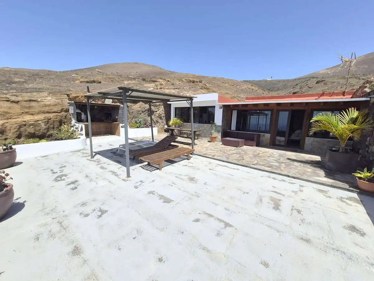 Terrassa de Casa o xalet en venda en Tías amb Jardí privat, Terrassa i Moblat