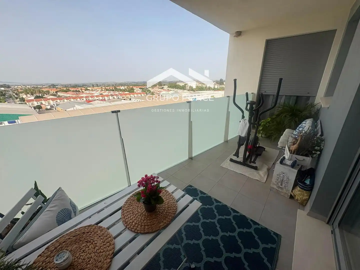 Terrasse von Wohnung zum Verkauf in Jerez de la Frontera mit Abstellraum, Schwimmbad und Gemeinschaftspool