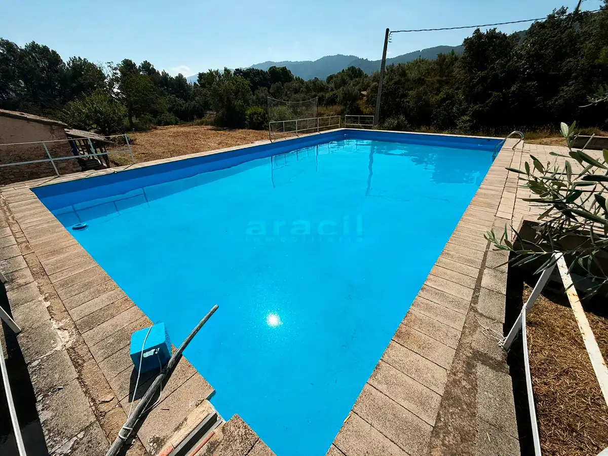 Piscina de Finca rústica en venta en Bocairent con Piscina