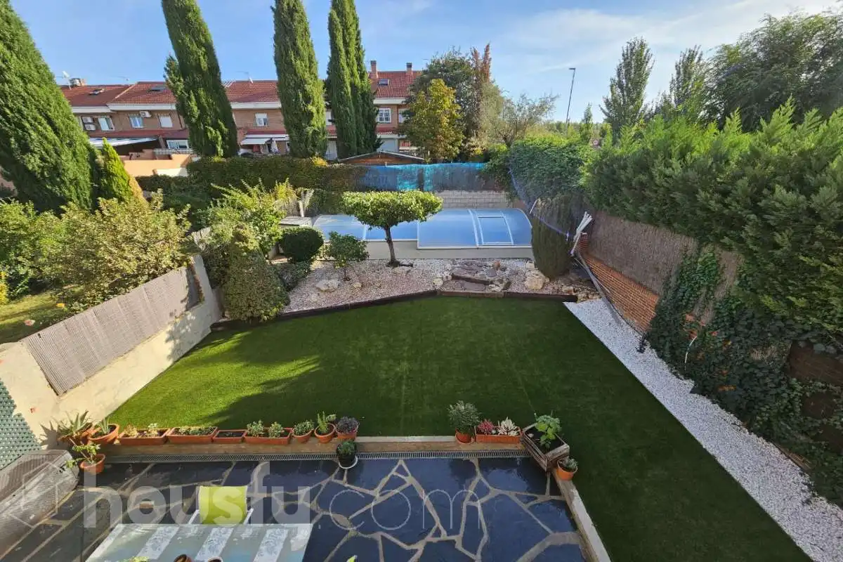 Jardín de Casa o chalet en venta en Rivas-Vaciamadrid con Aire acondicionado, Calefacción y Jardín privado