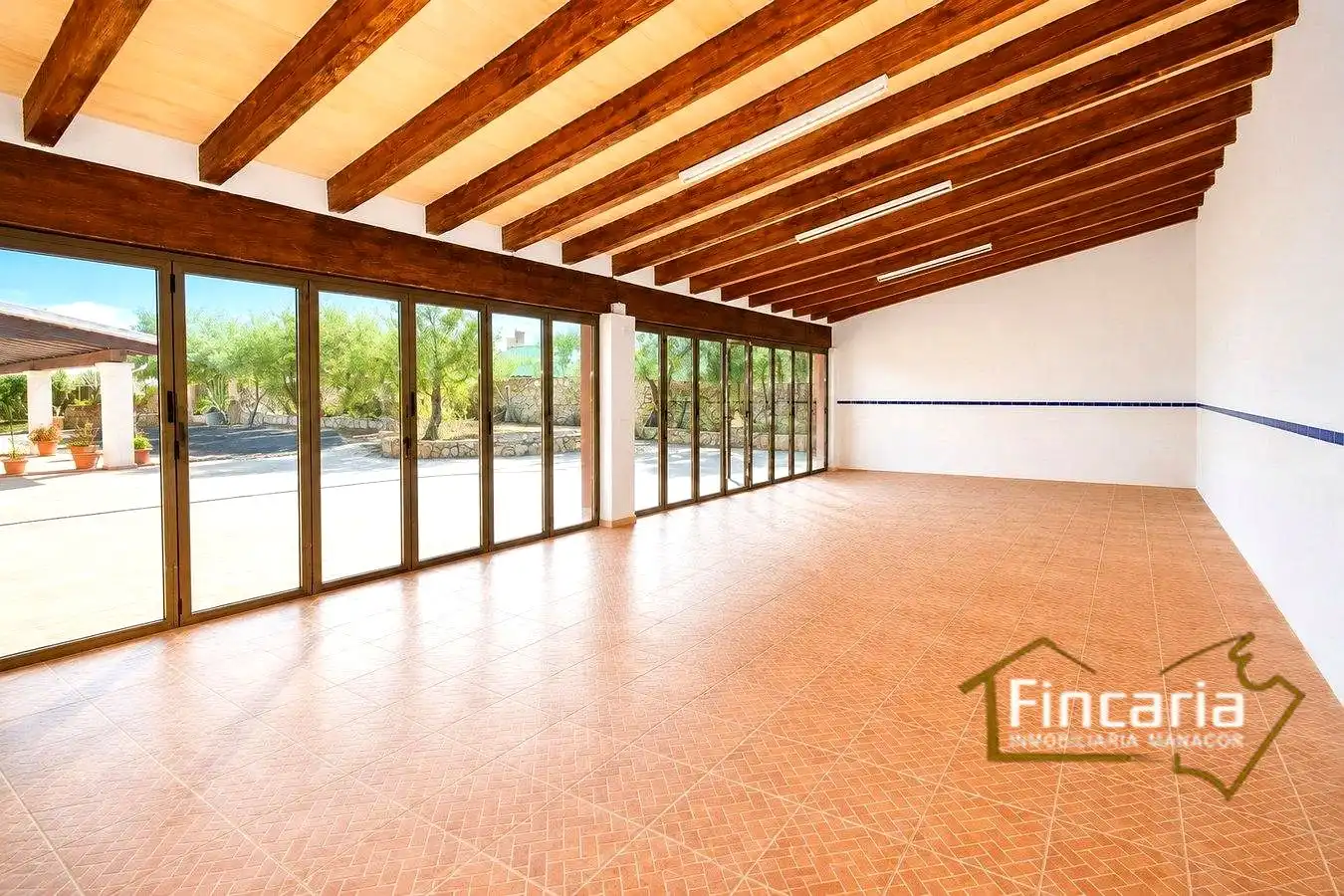 Country homes for sale in Manacor  with Air Conditioner, Private garden and Terrace