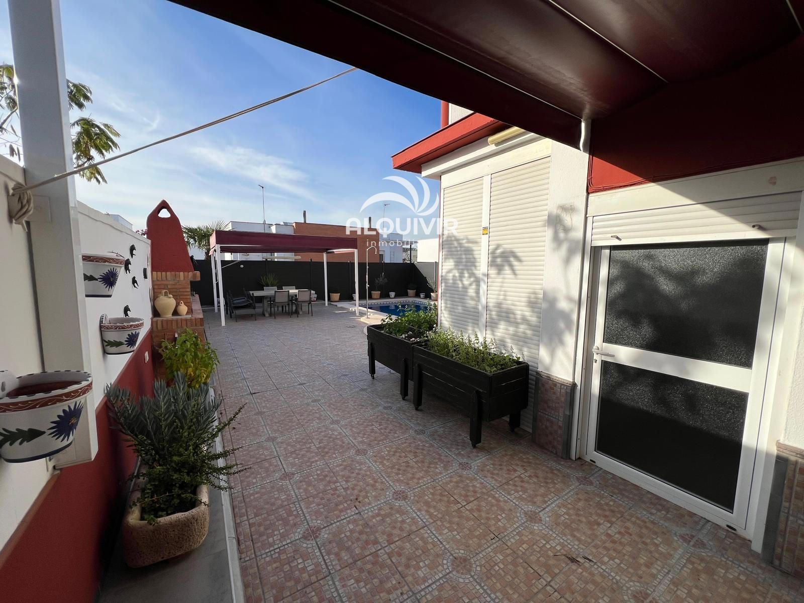 Terrassa de Casa adosada en venda en Bollullos de la Mitación amb Aire condicionat, Terrassa i Traster