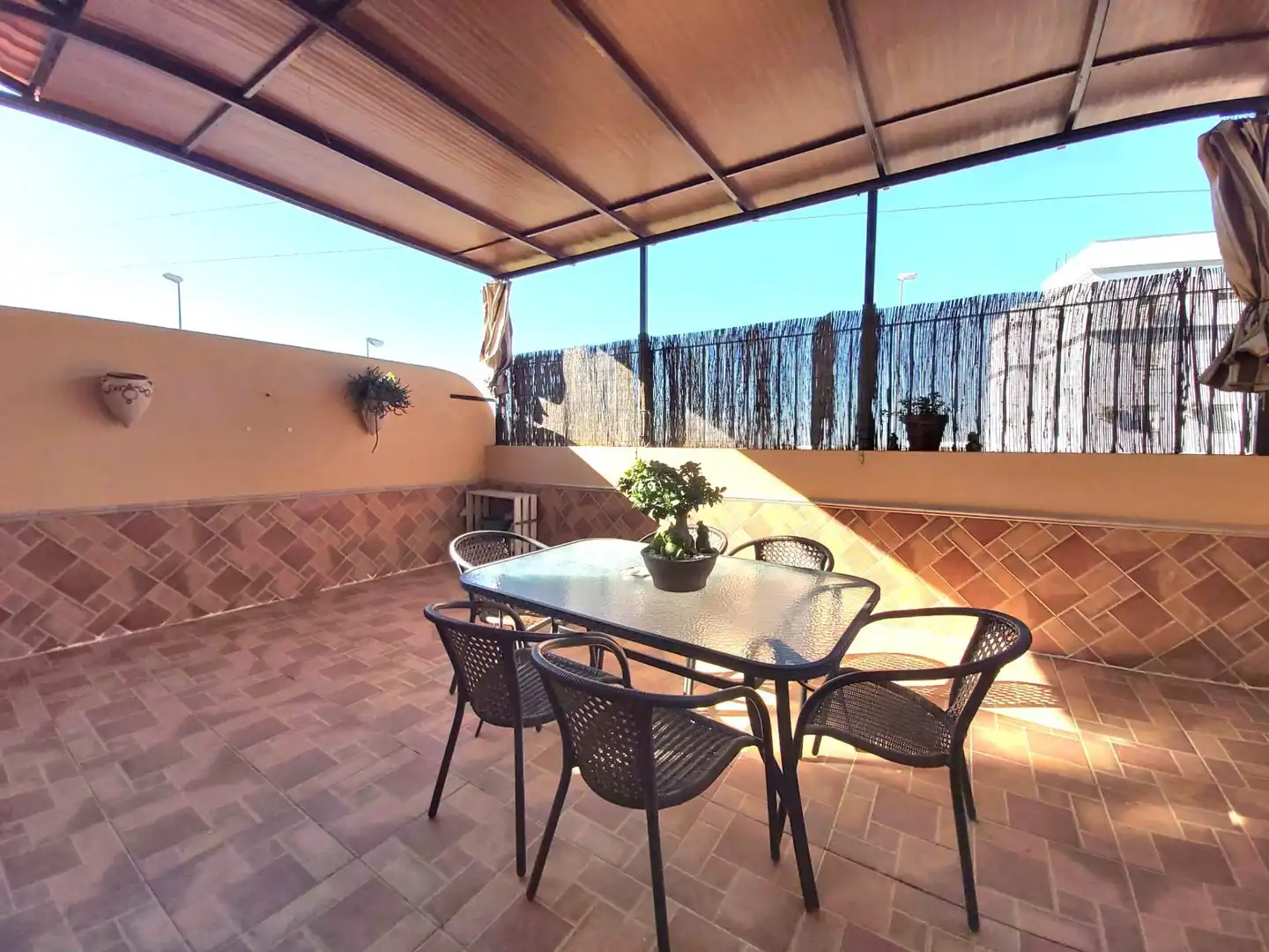 Terrasse von Haus oder Chalet zum Verkauf in Utrera mit Klimaanlage, Heizung und Abstellraum