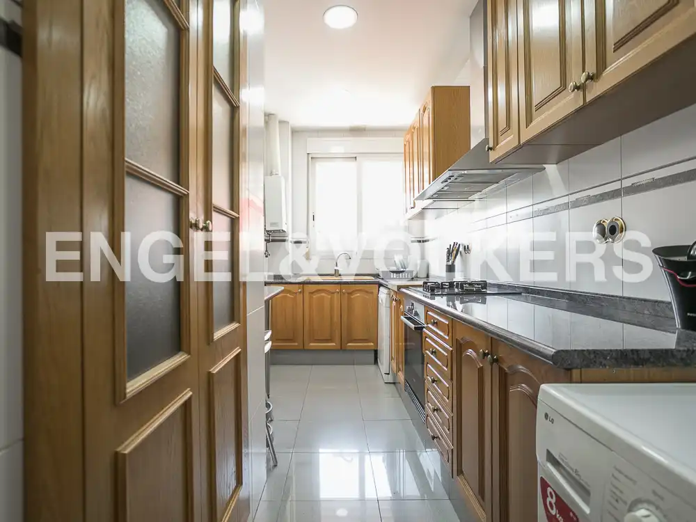 Cocina de Piso de alquiler en Valencia con Aire acondicionado, Calefacción y Parquet