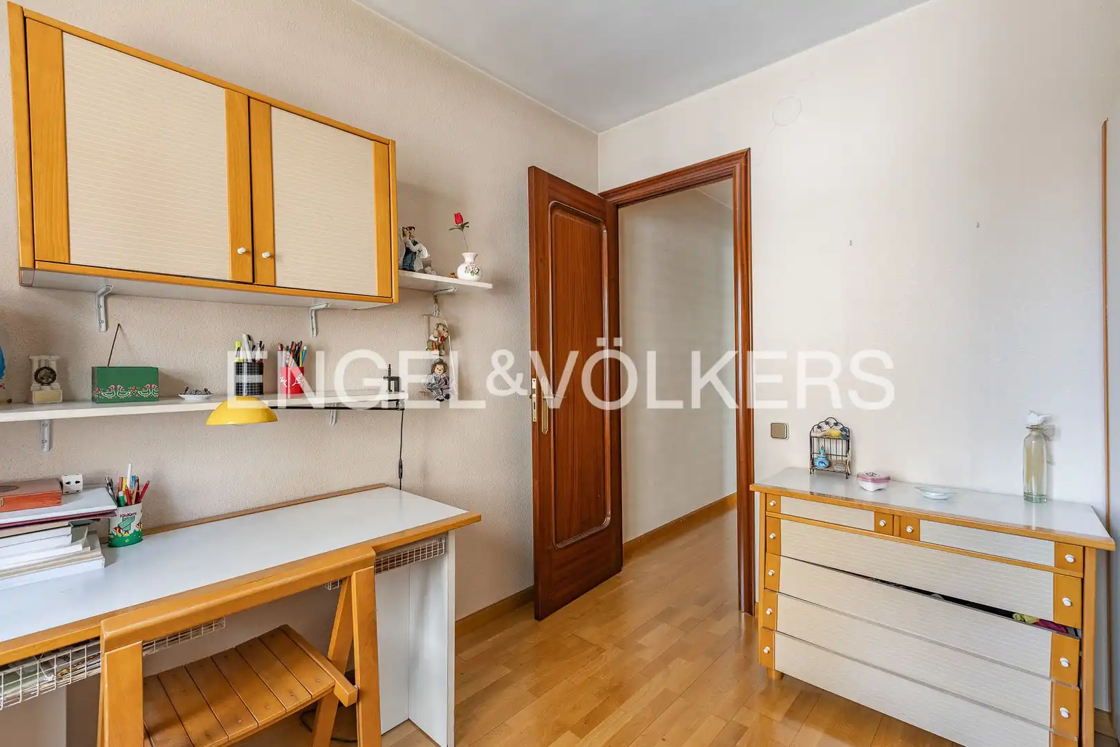 Dormitori de Àtic en venda en Cerdanyola del Vallès amb Calefacció, Parquet i Terrassa