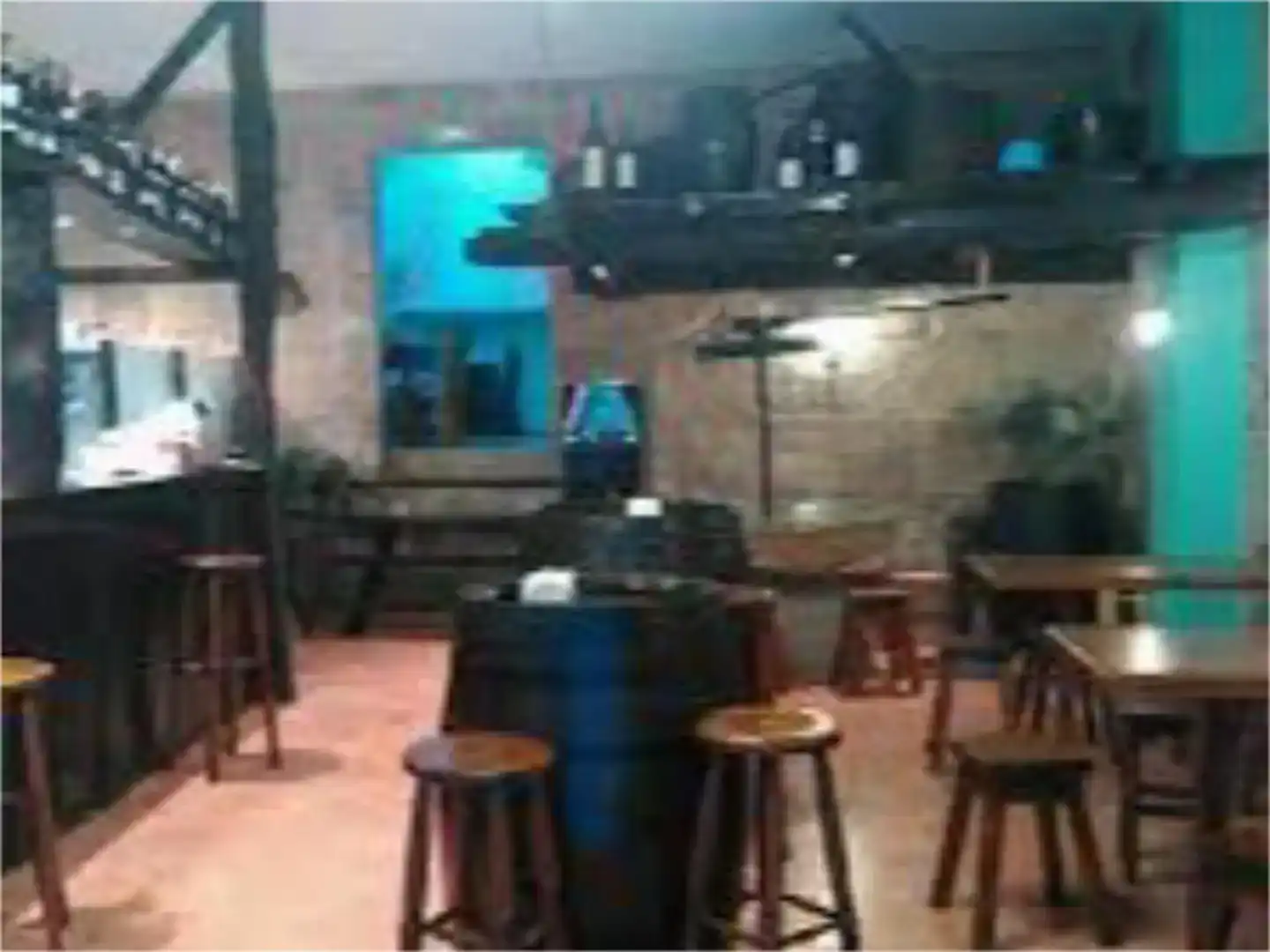 Local de lloguer en Marín amb Moblat