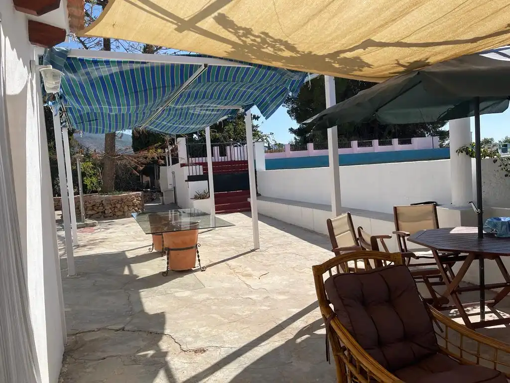 Casa rústica amb piscina en venda a Los Tablones - La Garnatilla, imagen 2