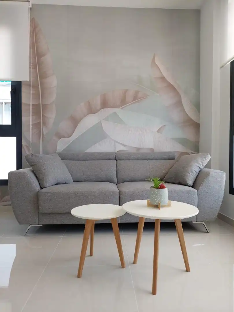 Sala d'estar de Apartament de lloguer en Torrevieja amb Aire condicionat, Calefacció i Piscina