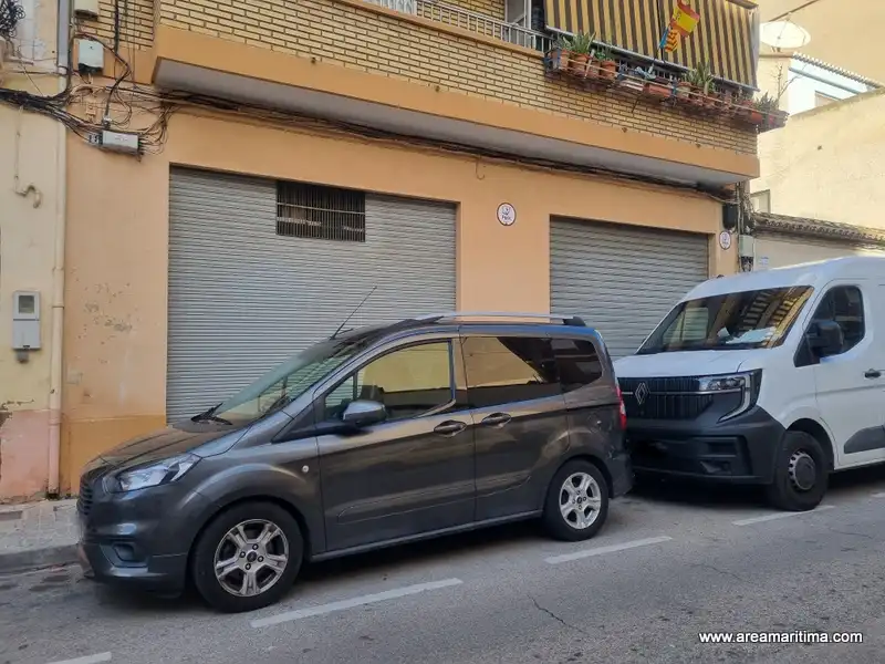 Aparcament de Local de lloguer en Valencia amb Aire condicionat i Moblat
