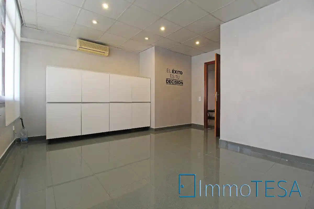 Office for rent in Barberà del Vallès  with Air Conditioner and Heating