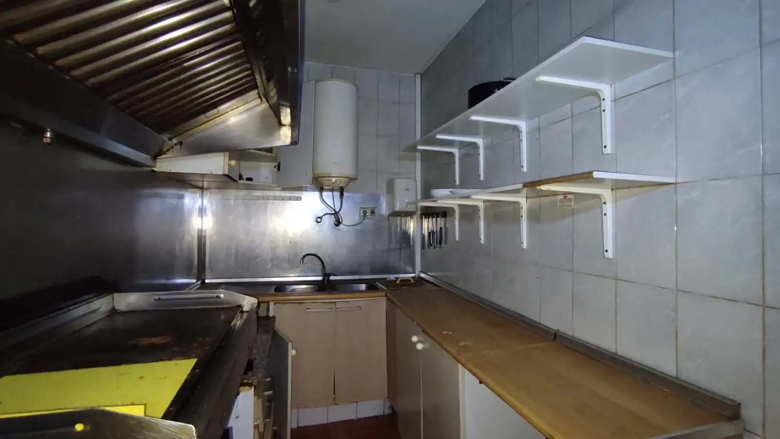 Business premises for sale in Carrer Perú, imagen 6