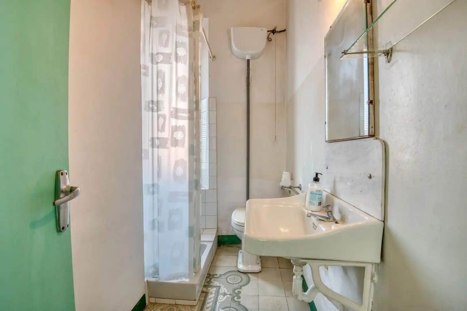 Baño de Finca rústica en venta en Torroella de Montgrí con Calefacción, Jardín privado y Terraza