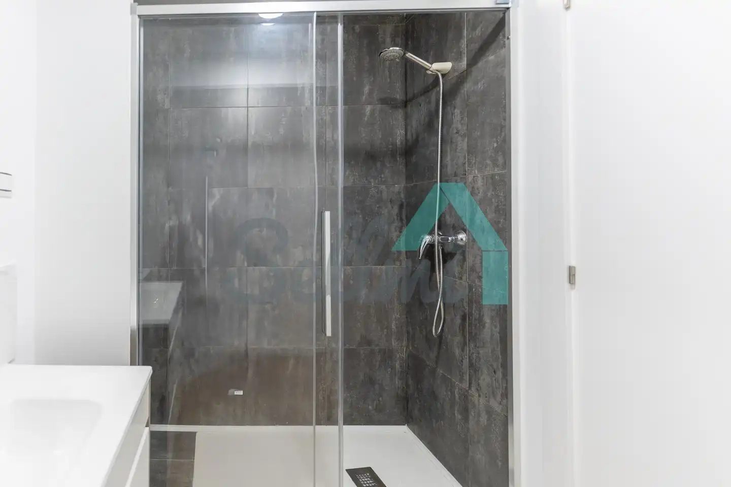 Bathroom of Flat for rent in Mieres (Asturias)  with Heating