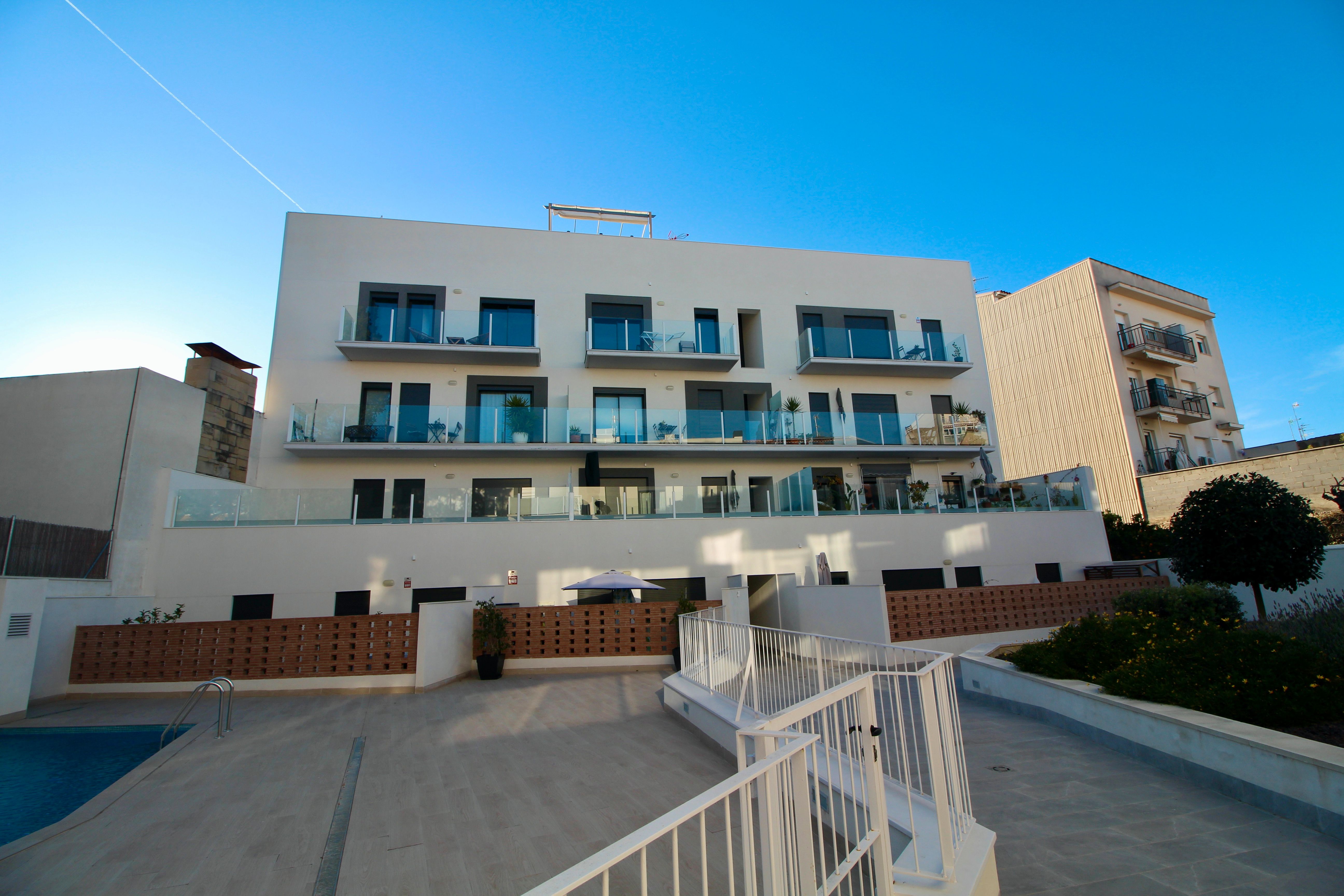 Exterior view of Flat for sale in Vilanova i la Geltrú  with Terrace