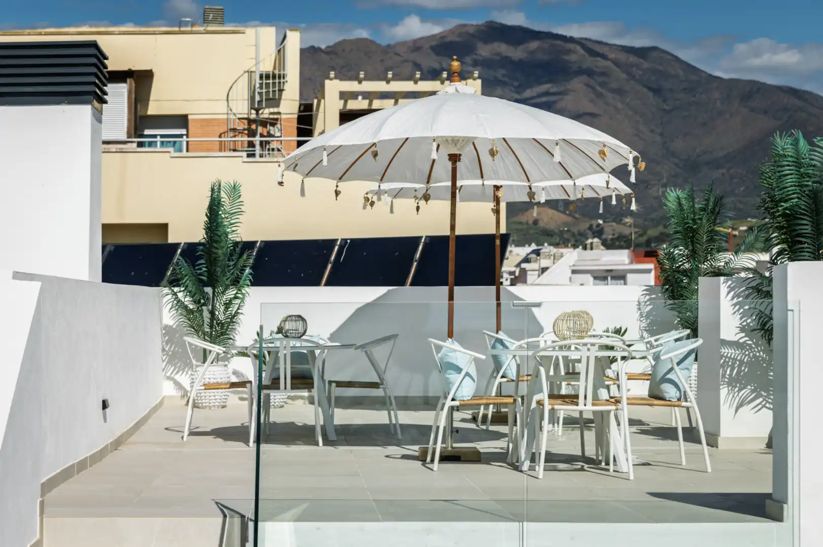 Apartamento con piscina en venta en Estepona Pueblo