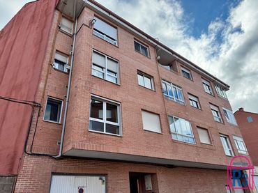 Dúplex con ascensor en venta en Trobajo del Camino