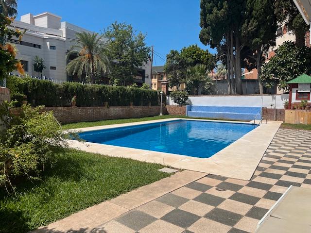 Photo 1 of Flat for sale in Avenida del Pintor Joaquín Sorolla, 83, Limonar, Málaga