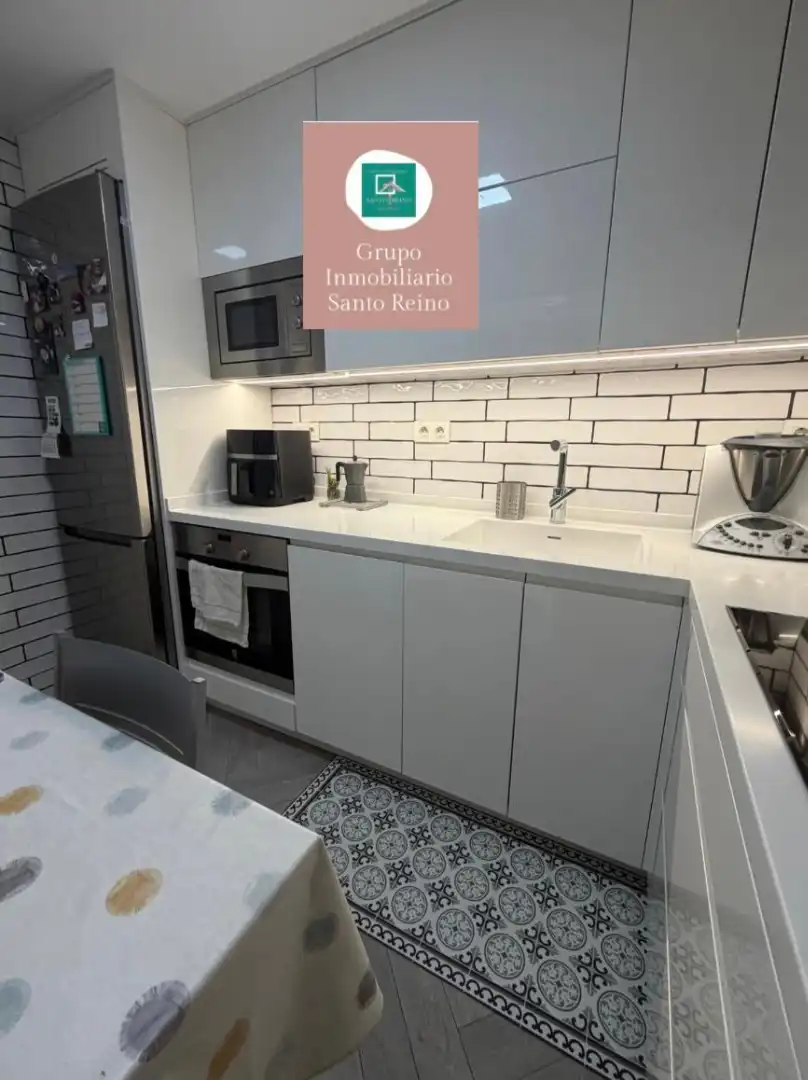 Cocina de Piso en venta en Jaén con Aire acondicionado, Trastero y Amueblado