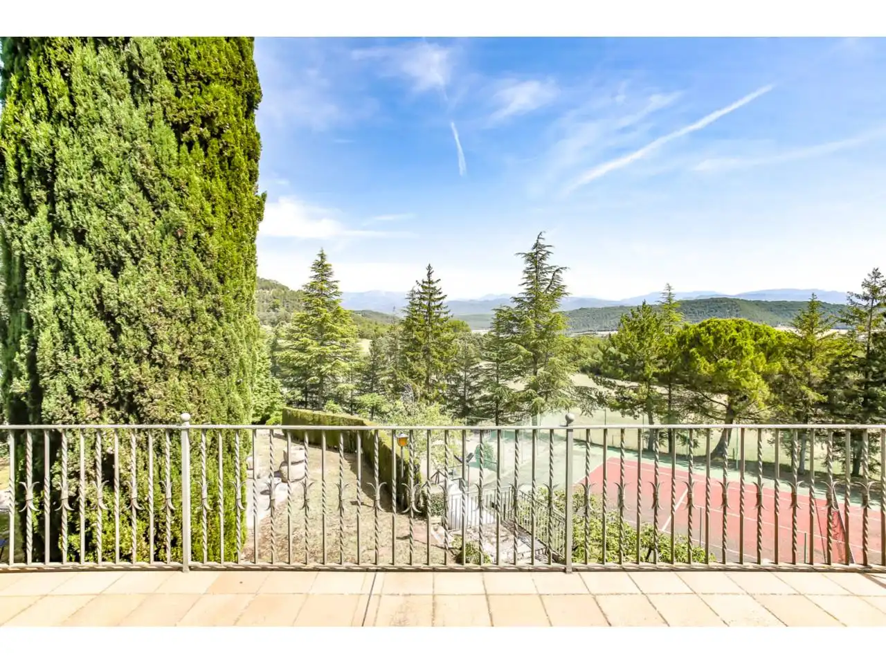 Terrassa de Casa o xalet en venda en Riner