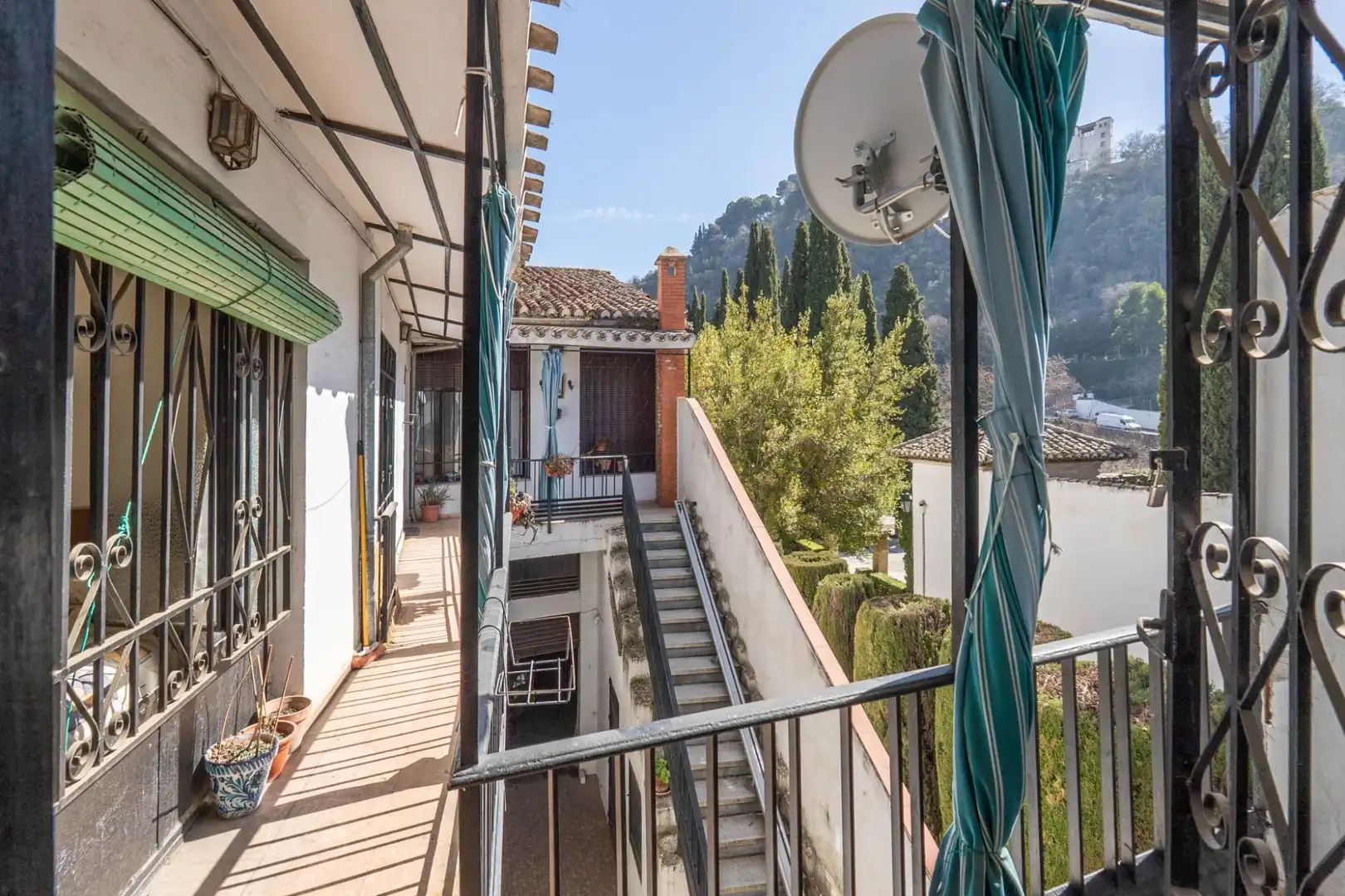 Außenansicht von Wohnung zum Verkauf in Granada