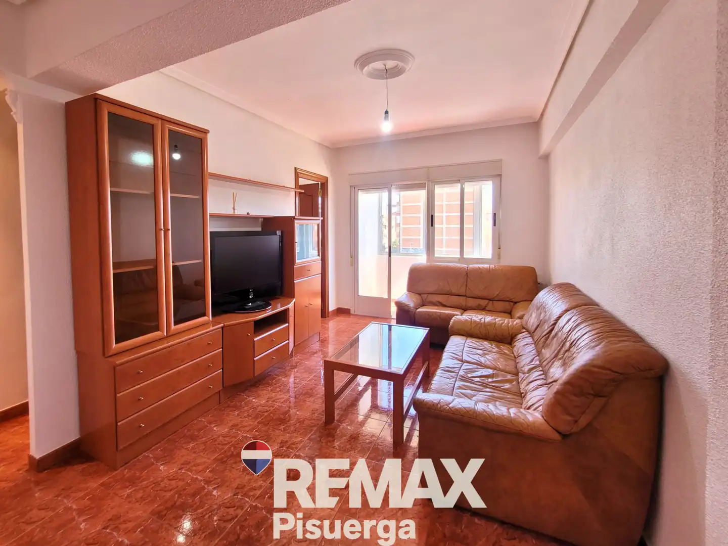 Vista exterior de Piso en venta en Valladolid con Calefacción y Balcón