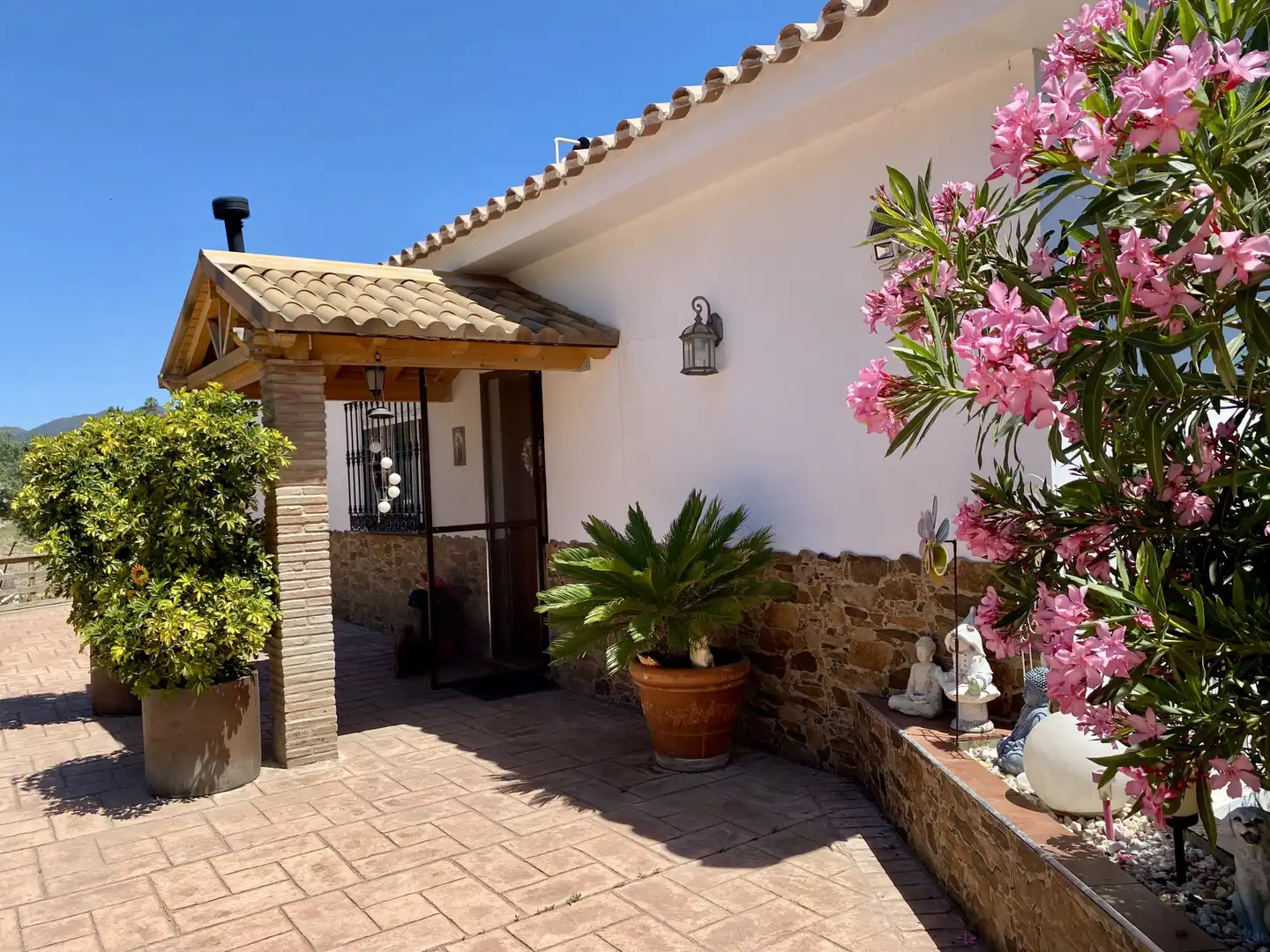 Country homes for sale in Estepona  with Air Conditioner, Private garden and Terrace