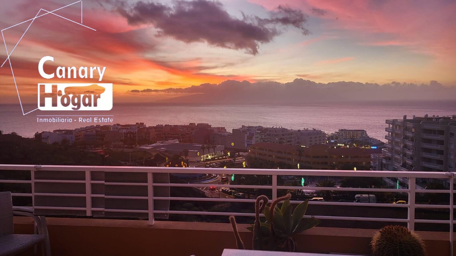 Vista exterior de Apartament en venda en Santiago del Teide amb Terrassa i Alarma