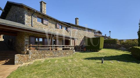 Foto 3 de Casa adosada en venta en Calle Ginebró, Isòvol, Girona