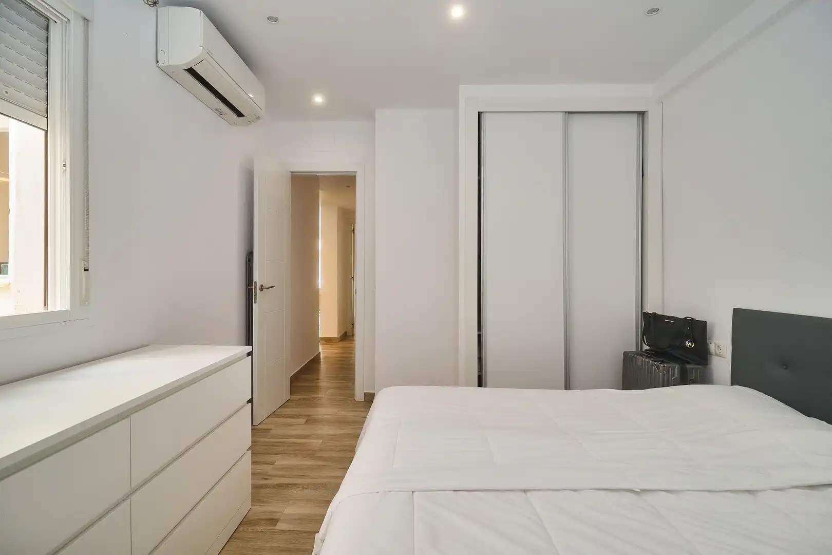 Apartament amb terrassa en venda a Puerto Deportivo, imagen 9