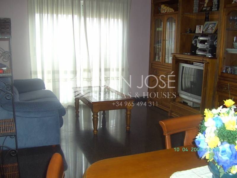 Sala d'estar de Pis en venda en Aspe amb Aire condicionat i Terrassa