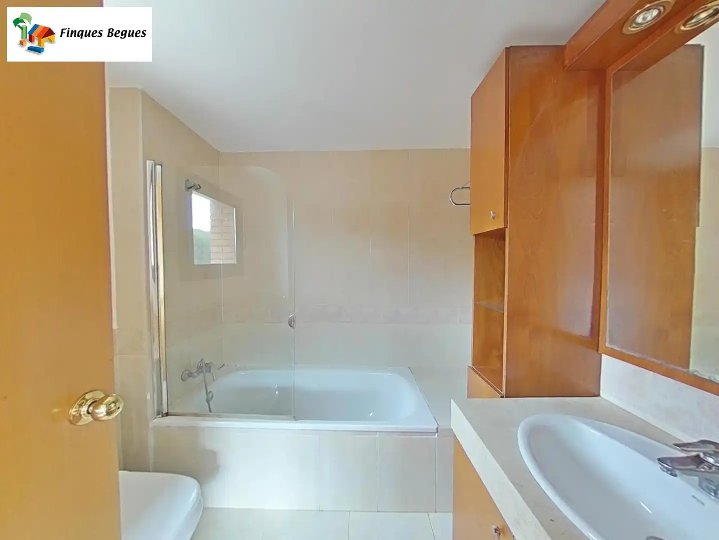 Bathroom of Detached homes for sale in Begues  with Air Conditioner, Heating and Private garden