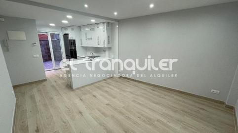 Photo 2 of Flat for sale in Calle Fuenlabrada, San Isidro, Getafe