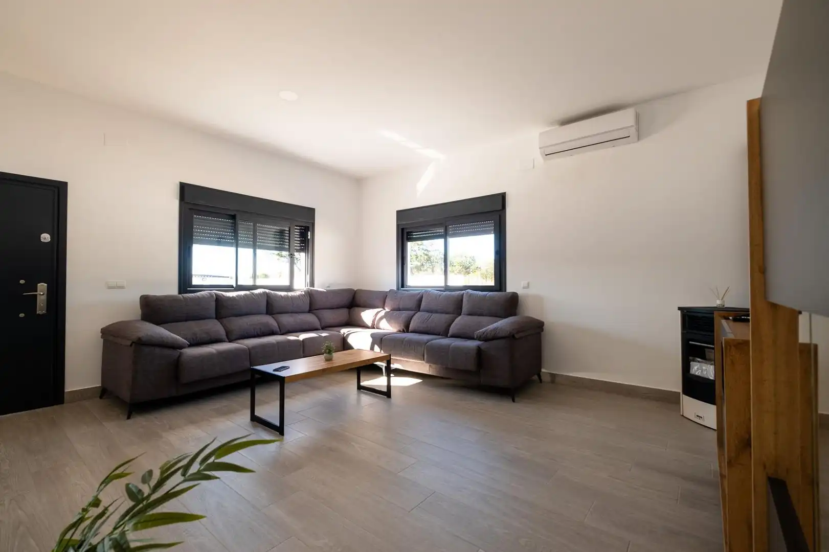 Living room of Houses for sale in Ayamonte  with Air Conditioner, Private garden and Storage room