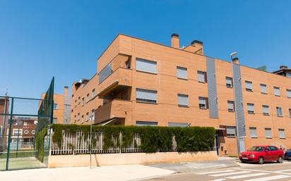 Vista exterior de Pis en venda en Cuarte de Huerva amb Aire condicionat, Calefacció i Parquet