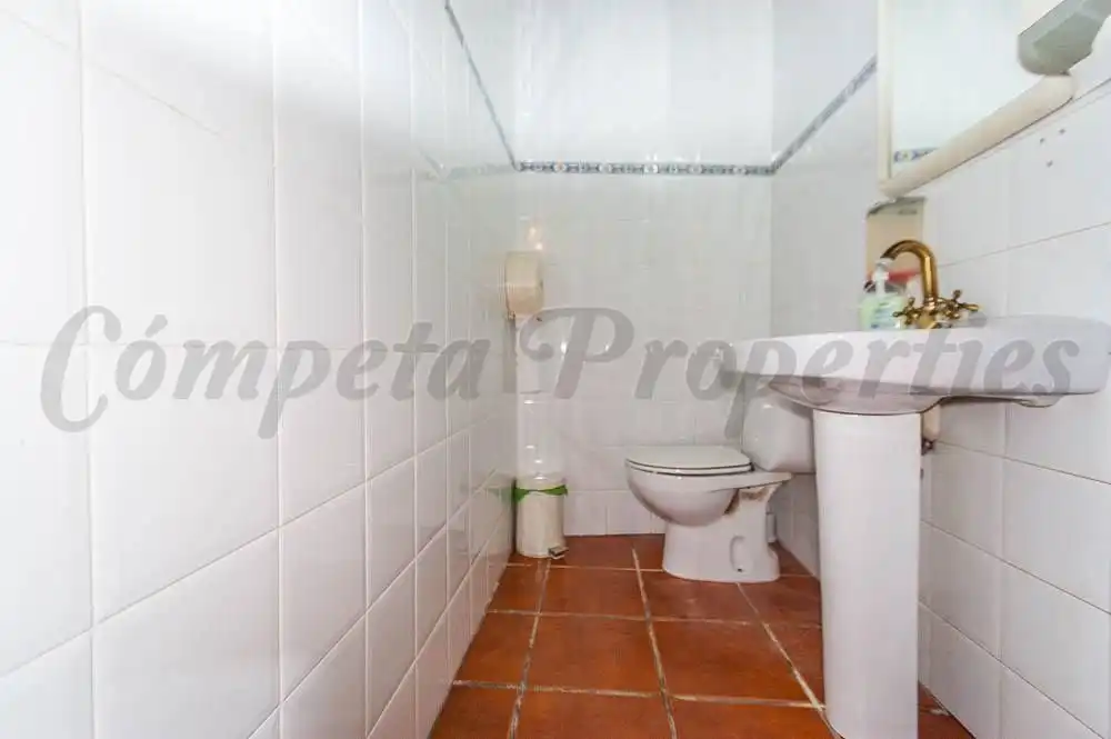 Business premises for sale in Cómpeta, imagen 9