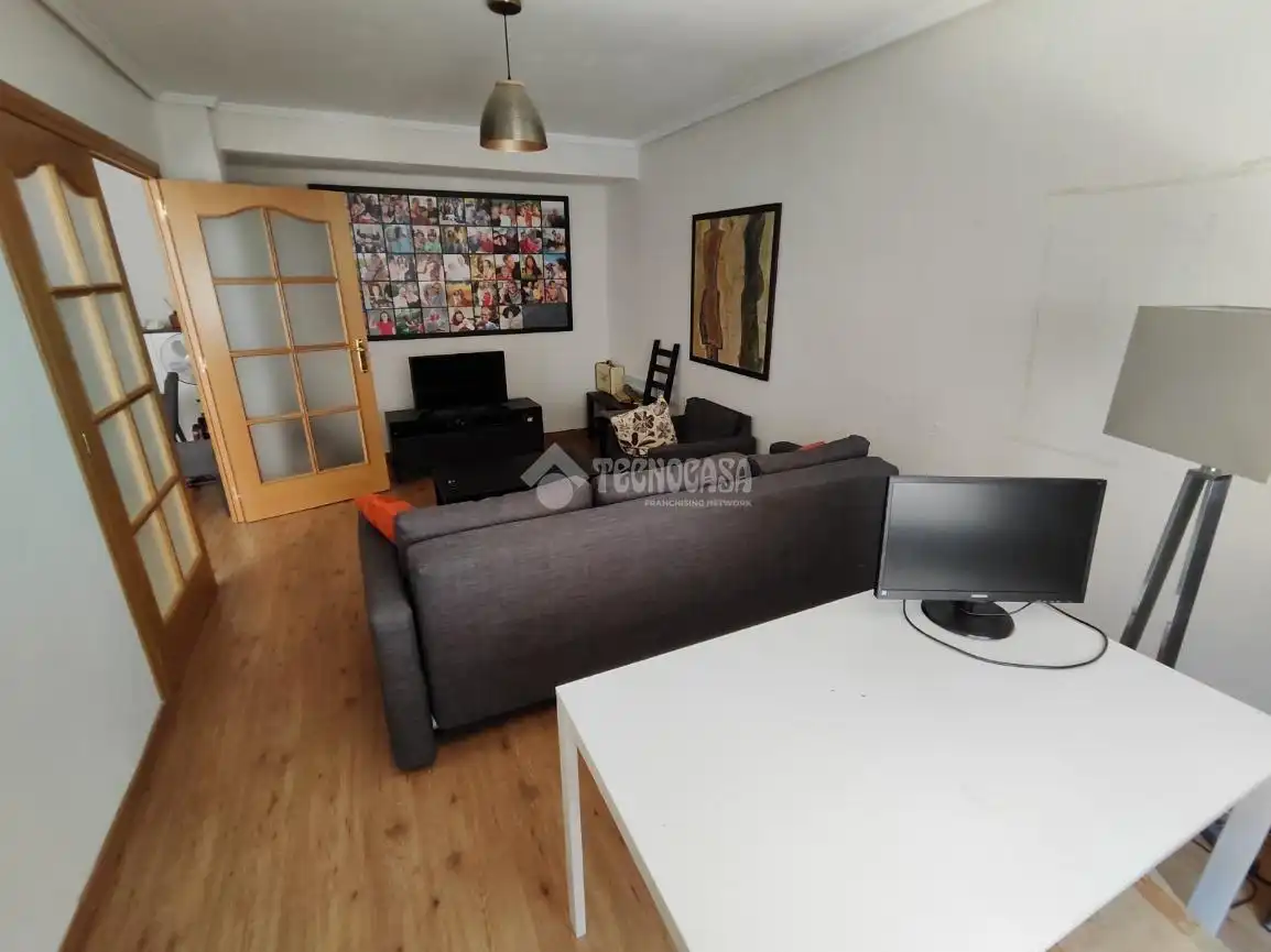 Living room of Flat for sale in Valencia  with Parquet flooring and Terrace