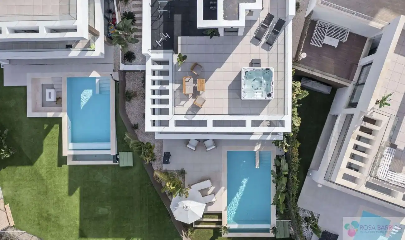 Villa con piscina in vendita a Selwo, imagen 17
