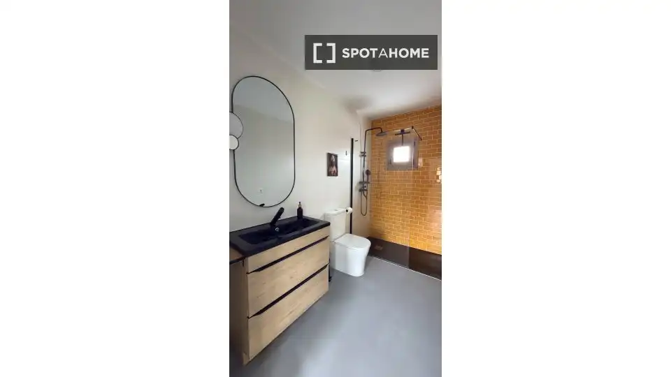 Room in Viana de Cega