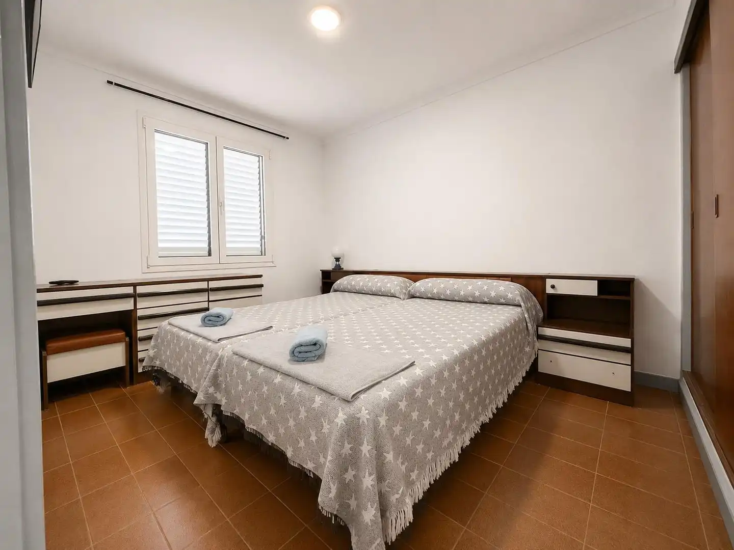 Schlafzimmer von Wohnung zum Verkauf in Salou mit Klimaanlage, Terrasse und Möbliert